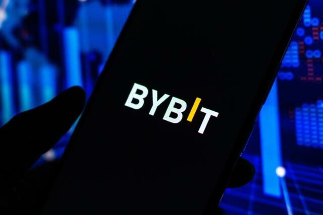 Bybit to Stop UK Services as Fin Regulators Clamp Down