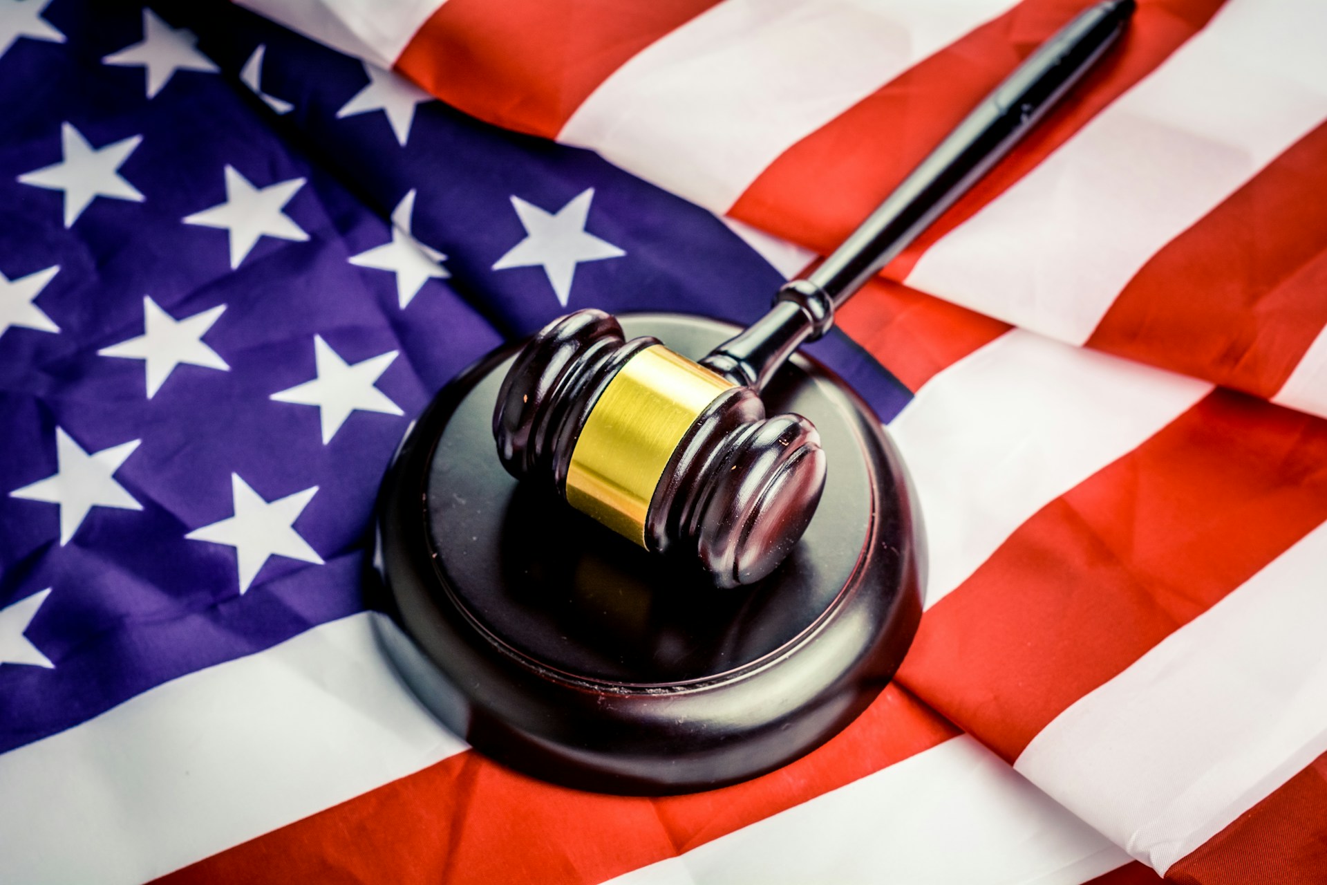 US Senators Call Out SEC’s Chair For Handling Of Crypto Case