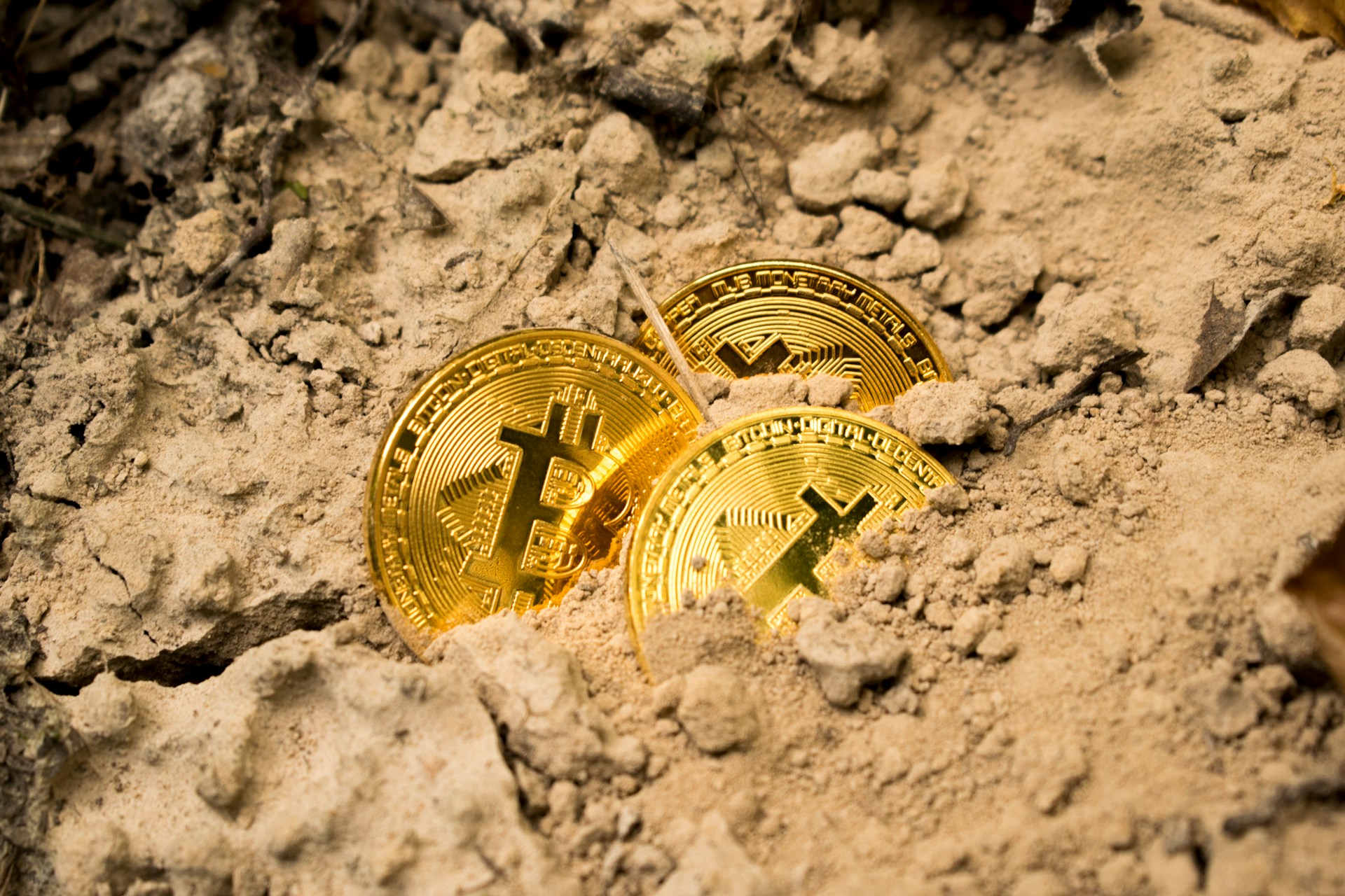 Bitcoin, Bitcoin mining