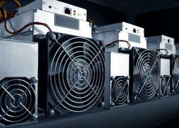 October Boosts Bitcoin Miners’ Revenue—But How Will the Election Shift the Market?