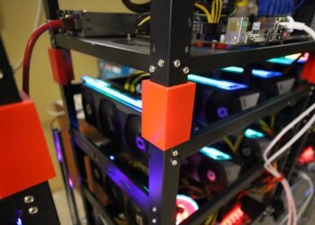 STACKING 12GPU Mining Frames…