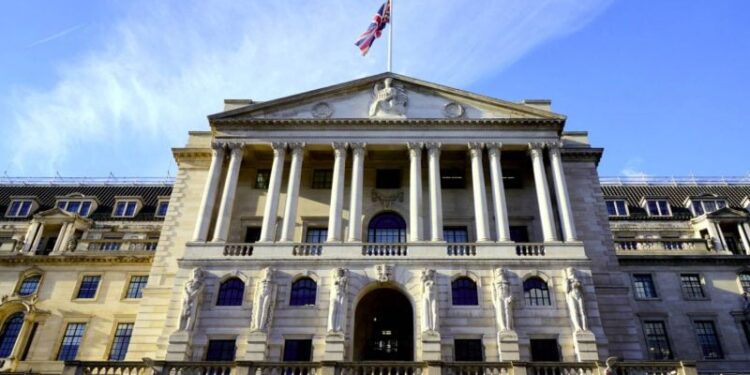 Bank of England leaves rates unchanged amid rising inflation