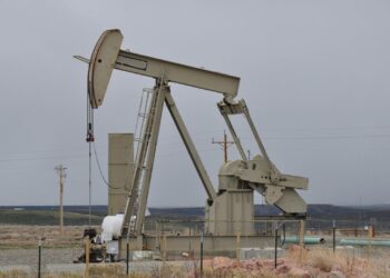 From Oilfields to Crypto Fields: Halliburton Invests in Bitcoin Mining Startup