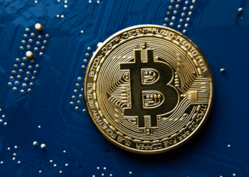 Bitcoin’s Hashrate Holds Steady Near Record Highs as Network Prepares for Difficulty Adjustment