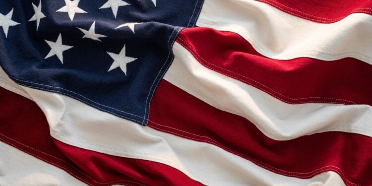 SEC Commissioner Calls for 7 Crypto Reforms That Corner Congress With Urgency