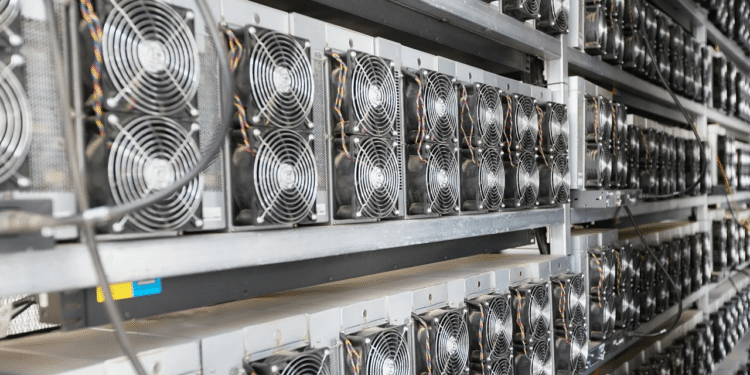 Bitcoin Miners Bleed $40M in April as Fourth Straight Revenue Drop Deepens the Crunch