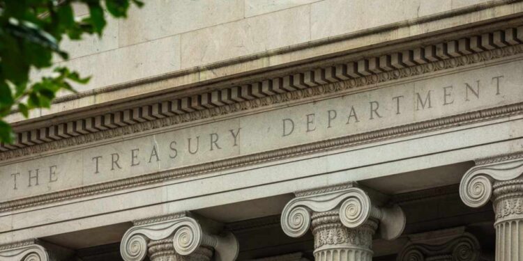 Treasury Committee Eyes Stablecoin Boom Fueling US Bond Demand
