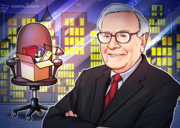 Warren Buffett to step down as Berkshire Hathaway CEO by year's end