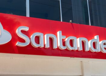 Santander Targets Crypto Payment Flows With Stablecoin Strategy