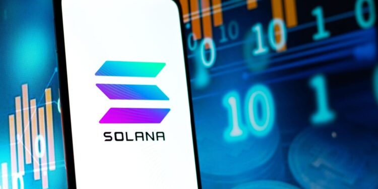 Solana App Revenue Plunges 44% in Q2 Despite Efficiency Gains