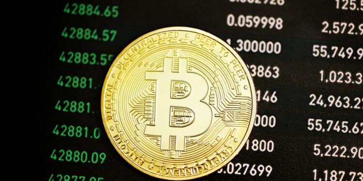 Bitcoin Set To Benefit From Strategy’s Potential S&P 500 Inclusion, Analyst Predicts