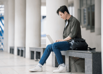 Blockchain Payments Streamline Access to Education for Indonesia’s Unbanked