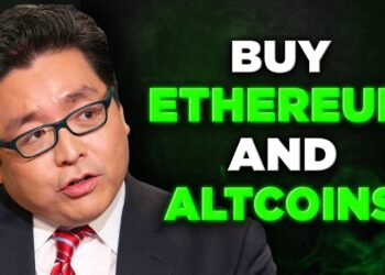 FINAL WARNING! Tom Lee Predicts Ethereum & Altcoins Will EXPLODE