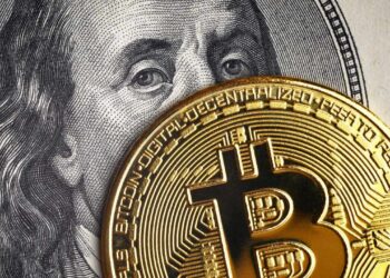 Ray Dalio Breaks Down US Dollar Decline as Crypto Strengthens Reserve Potential