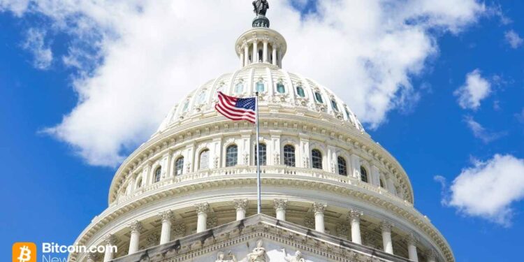 Senate Democrats Urge Bipartisan Action on Digital Asset Market Regulation