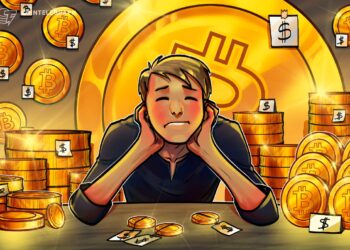 Bitcoin Long-Term Holders Offload 400K BTC as Price Nears $100K Support
