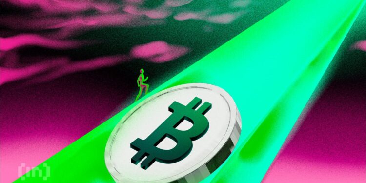 Bitcoin Tanks — But Top Crypto Titans Say a Liquidity Tsunami Is Coming
