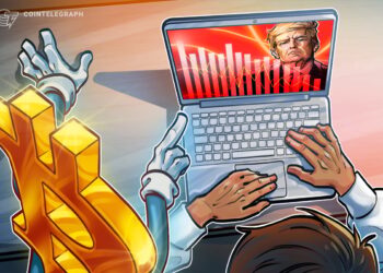 Crypto Market Crumbles As Greenland Row, Trump Tariffs Spook Investors