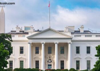 Sacks, Garlinghouse Push for Progress in Stablecoin Compromise Under CLARITY Act
