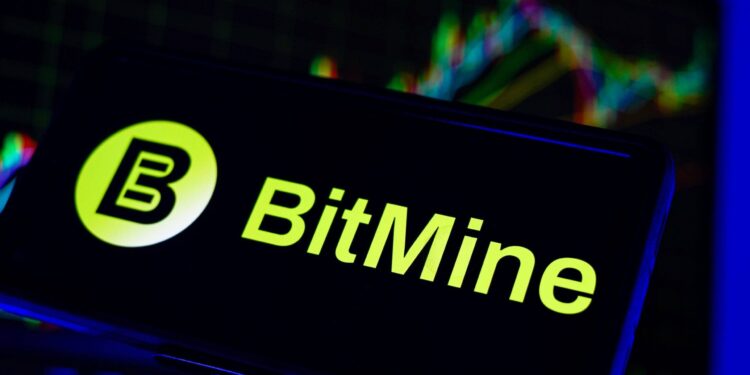 Bitmine Adds 101,627 ETH in Biggest Weekly Accumulation in 4 Months