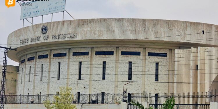 Pakistan Reverses 2018 Crypto Banking Restrictions as New Law Opens Regulated Access for Digital Asset Firms – Regulation Bitcoin News