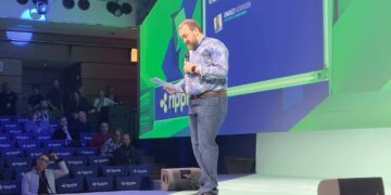 Charles Hoskinson Reveals What Happened to 1,096 BTC From Cardano's Early Days
