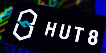 Hut 8 Prices $4.25B Notes to Build 352MW Texas AI Data Center