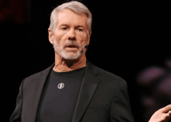 Saylor Walks Back 'Never Sell' at BTC Prague