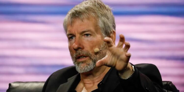 Buy or Sell? What Michael Saylor's Cryptic New Tweet Means for Bitcoin