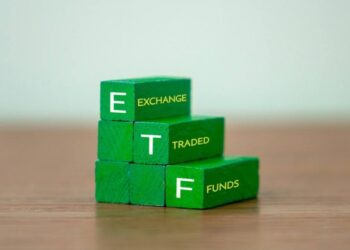 Fidelity’s FBTC Leads $222 Million Bitcoin ETF Rebound After 10 Days of Outflows