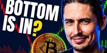 LEGENDARY Bitcoin Bottom Signal RETURNS!