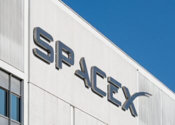 Musk's SpaceX Breaks Below Its $135 IPO Price After a 42% Collapse From Its Peak