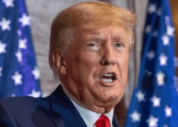 White House Touts 'Trump Coin' as TRUMP Memecoin Holders Sit on $3.81 Billion in Losses