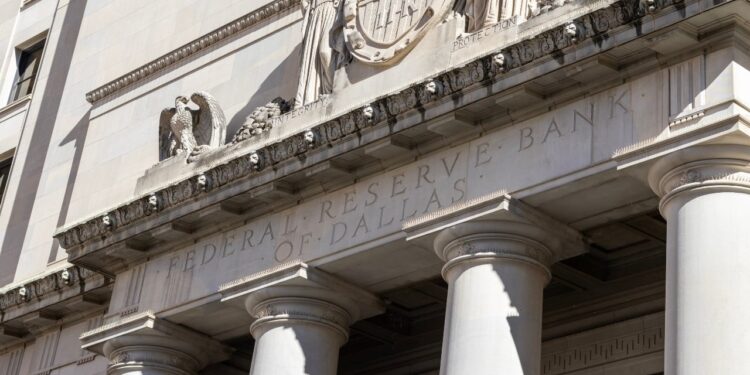Tokenization Threatens Deposit Stability, Dallas Fed Researchers Warn