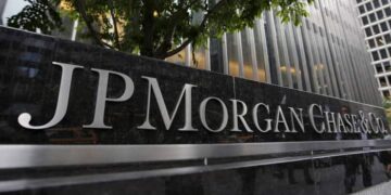Bitcoin Could Get More Support Than Gold as ETF Hedging Eases: JPMorgan