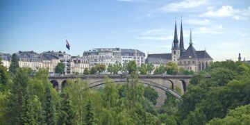 Spanish Banking Giant Cecabank Takes Crypto Custody Push to Luxembourg – Bitcoin News