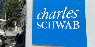 Charles Schwab CEO Sees Crypto as a New Revenue Engine