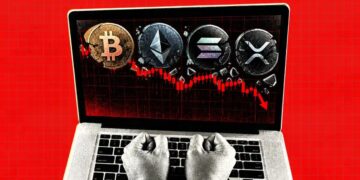 Crypto Market Loses $360 B in October as SOL, ETH Lead Losses