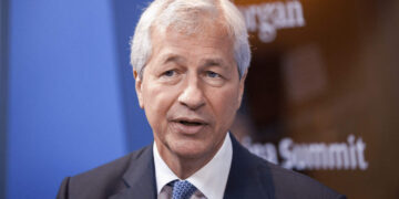JPMorgan Now Expects BTC to Beat Stocks and Gold