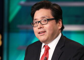 Tom Lee Says VCs Regret Missing Bitcoin's 80x Rise Over 10 Years